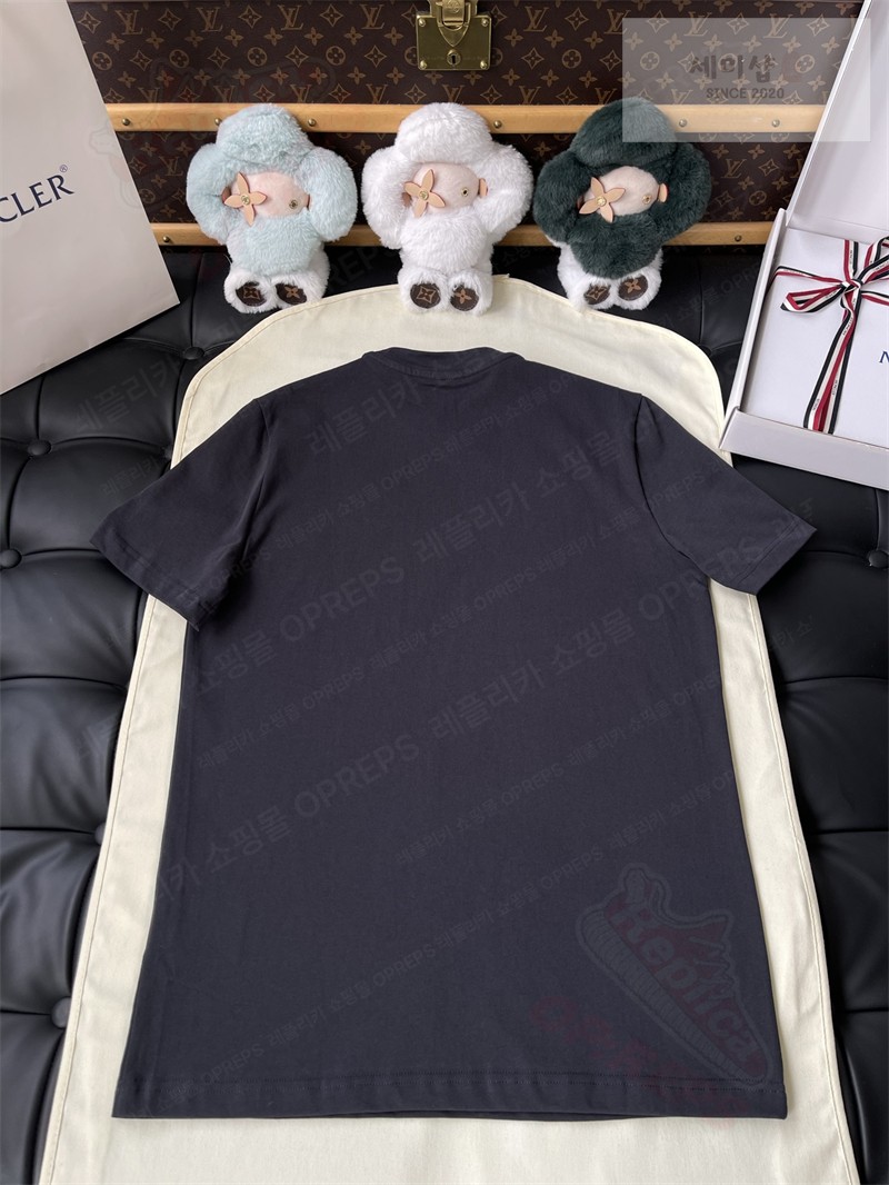 Moncler 몽클레어 트라이컬러 로고 코튼 티셔츠 블랙 의류 30번 이미지
