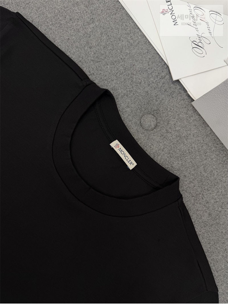 Moncler 몽클레어 트라이컬러 숄더 스트라이프 반팔 티셔츠 의류 14번 이미지