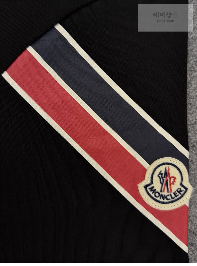 Moncler 몽클레어 트라이컬러 숄더 스트라이프 반팔 티셔츠 의류 16번 이미지