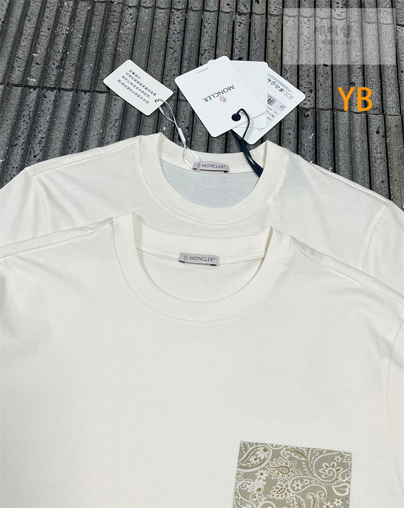 Moncler 몽클레어 페이즐리 프린트 포켓 코튼 티셔츠 블랙 의류 25번 이미지