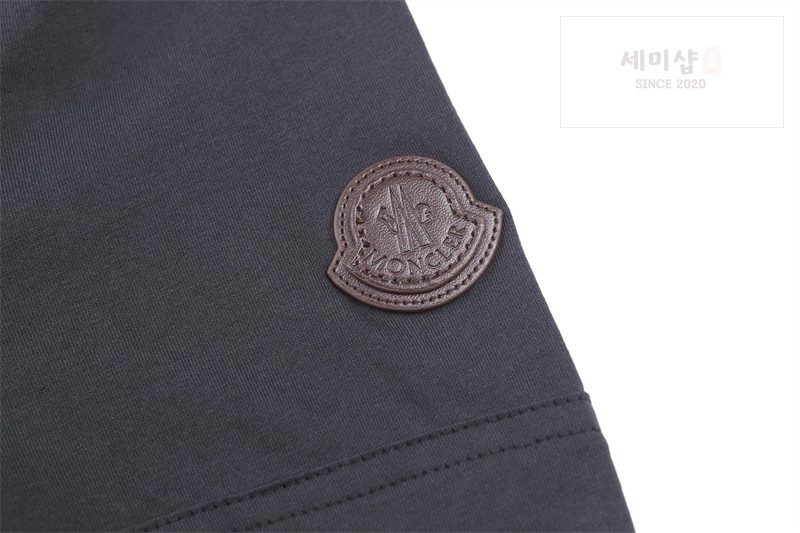 Moncler 몽클레어 페이즐리 프린트 포켓 코튼 티셔츠 블랙 의류 33번 이미지