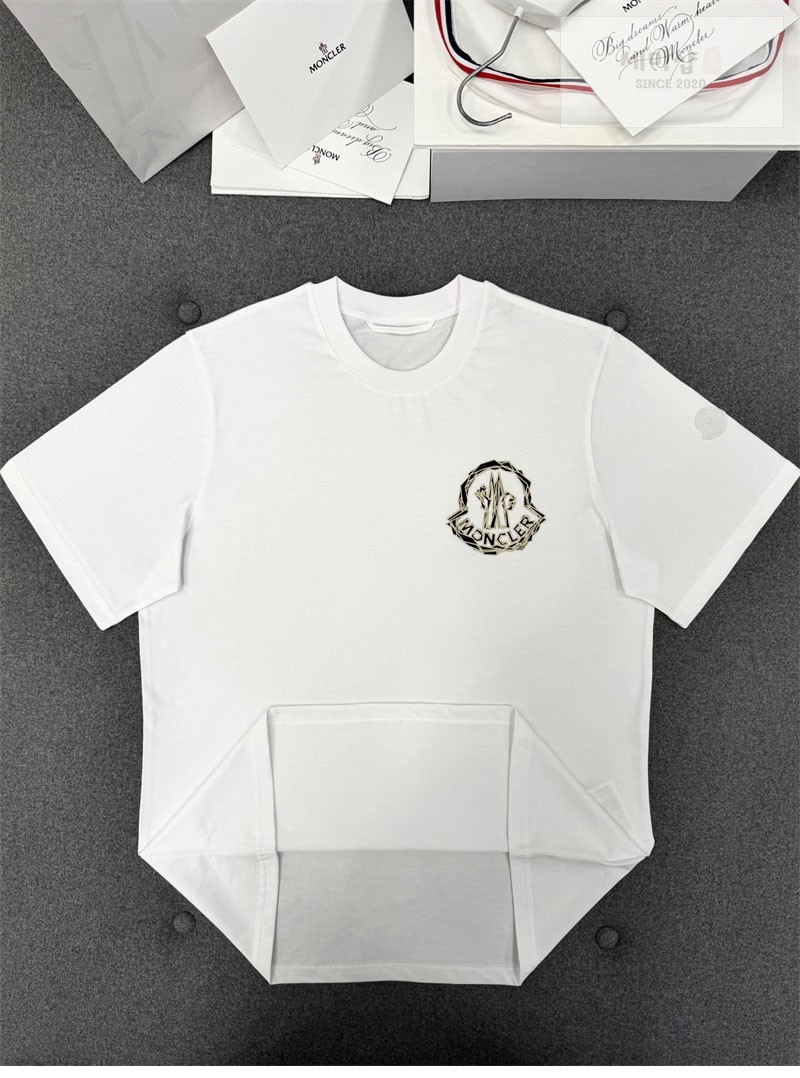 Moncler 몽클레어 펠트 로고 와펜 코튼 반팔 티셔츠 블랙 의류 29번 이미지