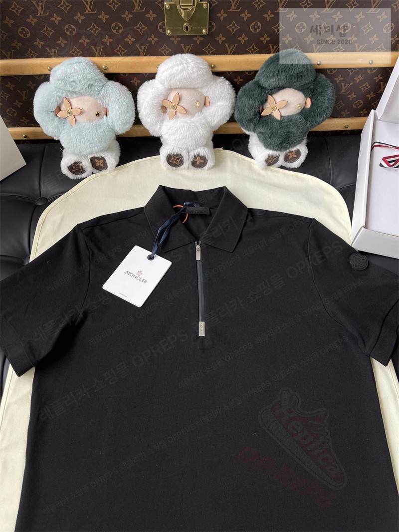 Moncler 몽클레어 하프 집업 로고 패치 코튼 피케 폴로 셔츠 의류 15번 이미지