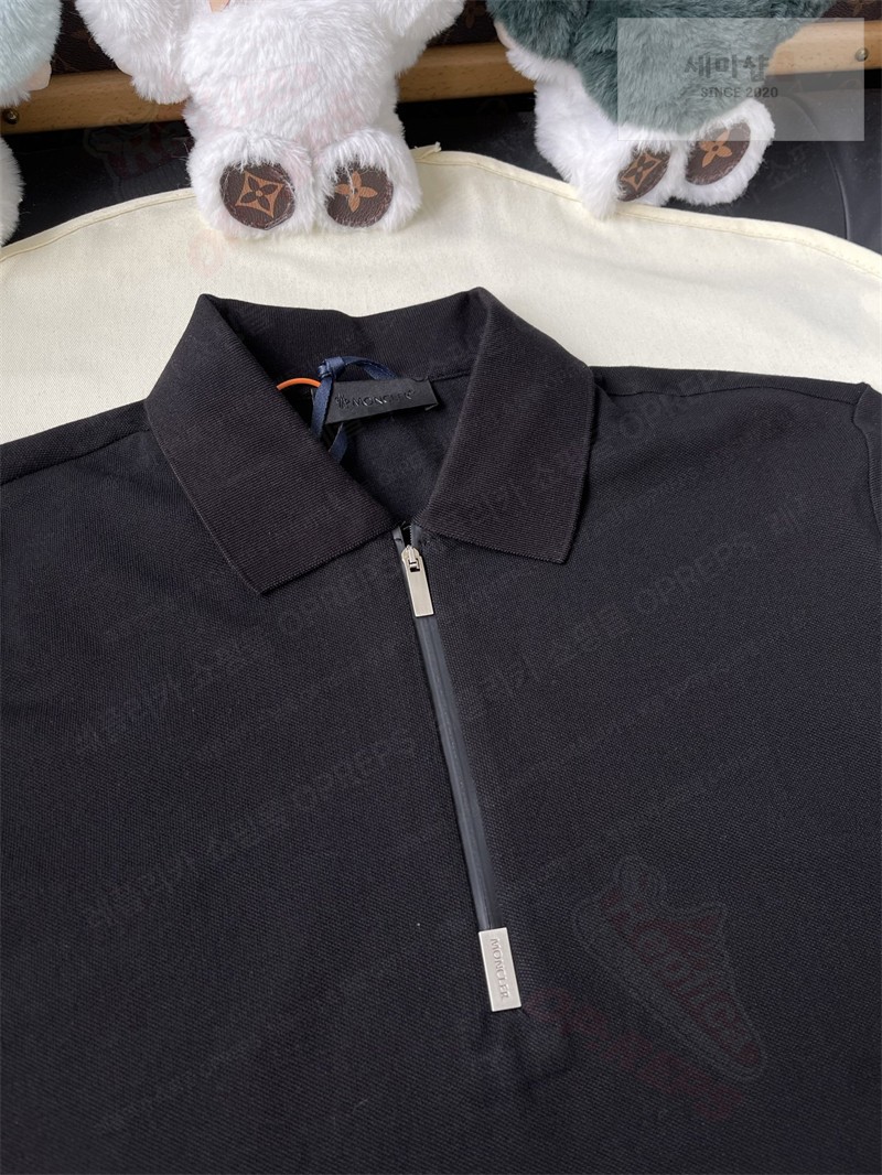 Moncler 몽클레어 하프 집업 로고 패치 코튼 피케 폴로 셔츠 의류 19번 이미지