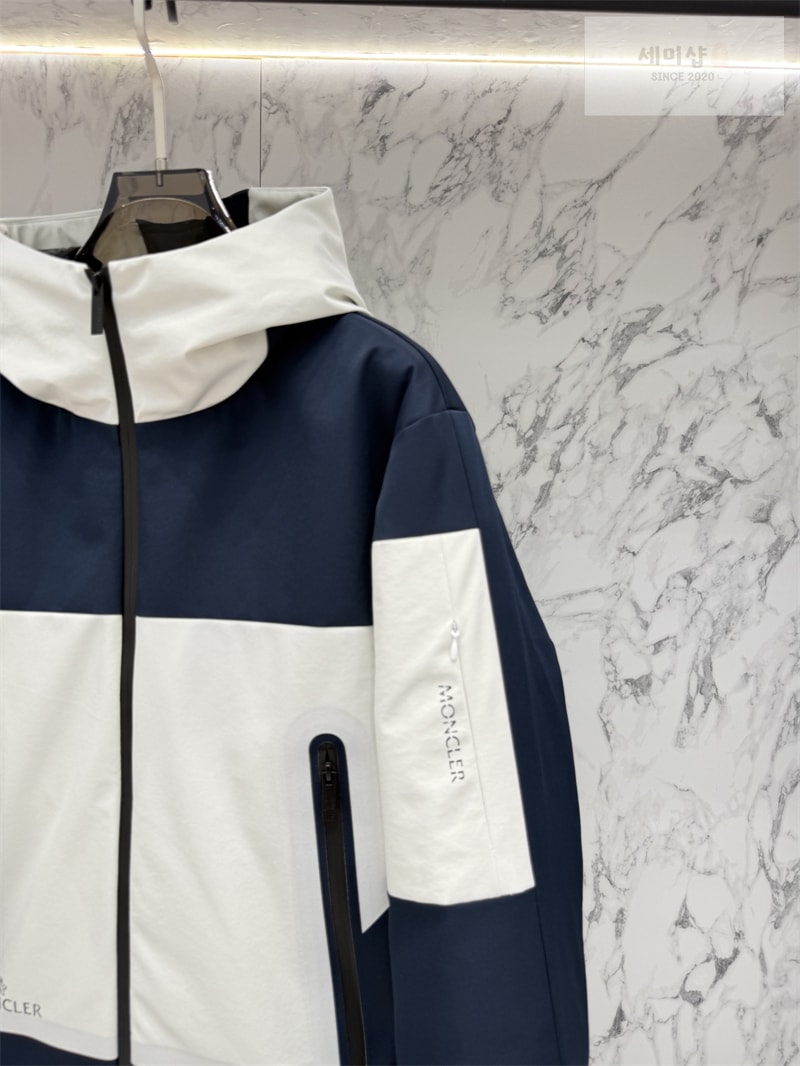 Moncler 몽클레어 25FW 캐주얼 다운 패딩 자켓 레플리카 7번 이미지 - 의류 | 세미샵 레플리카 사이트