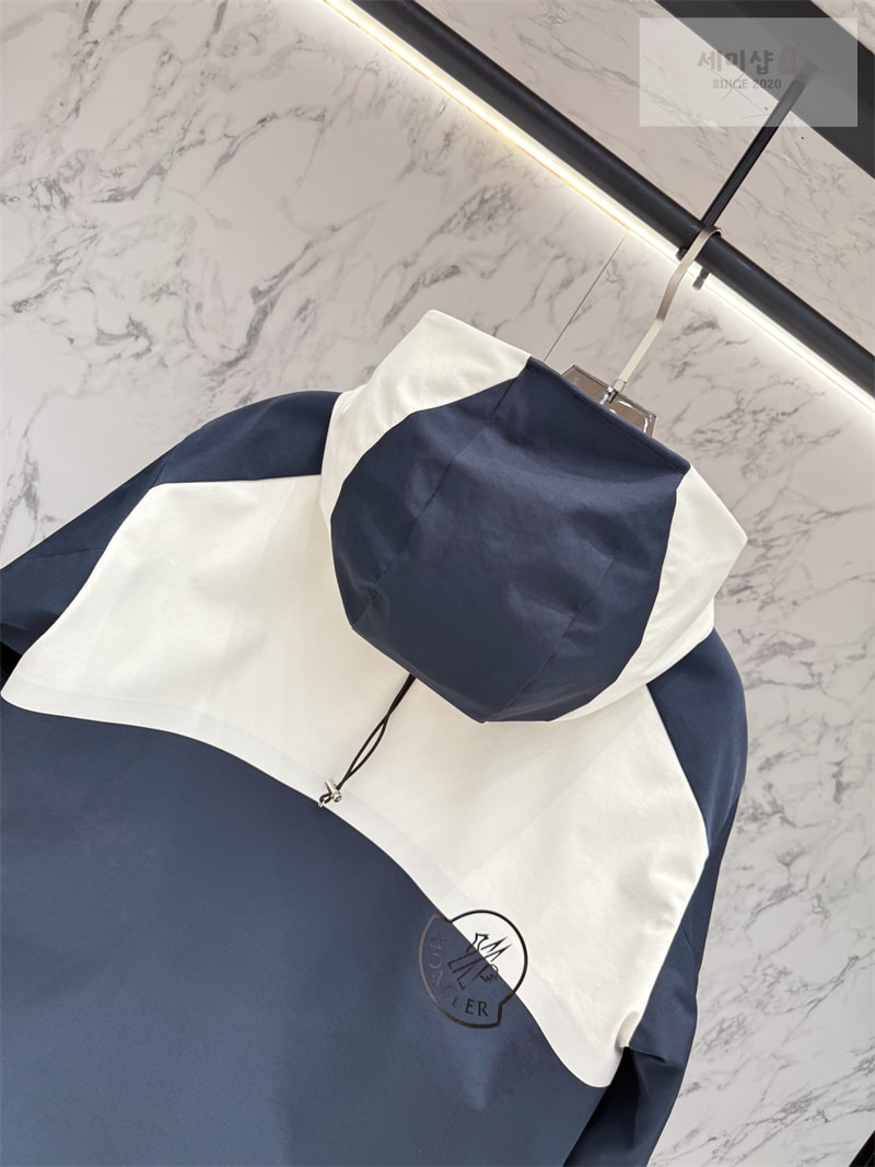 Moncler 몽클레어 25FW 캐주얼 다운 패딩 자켓 레플리카 10번 이미지 - 의류 | 세미샵 레플리카 사이트