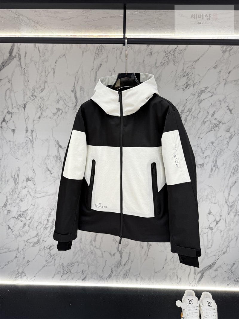 Moncler 몽클레어 25FW 캐주얼 다운 패딩 자켓 레플리카 14번 이미지 - 의류 | 세미샵 레플리카 사이트