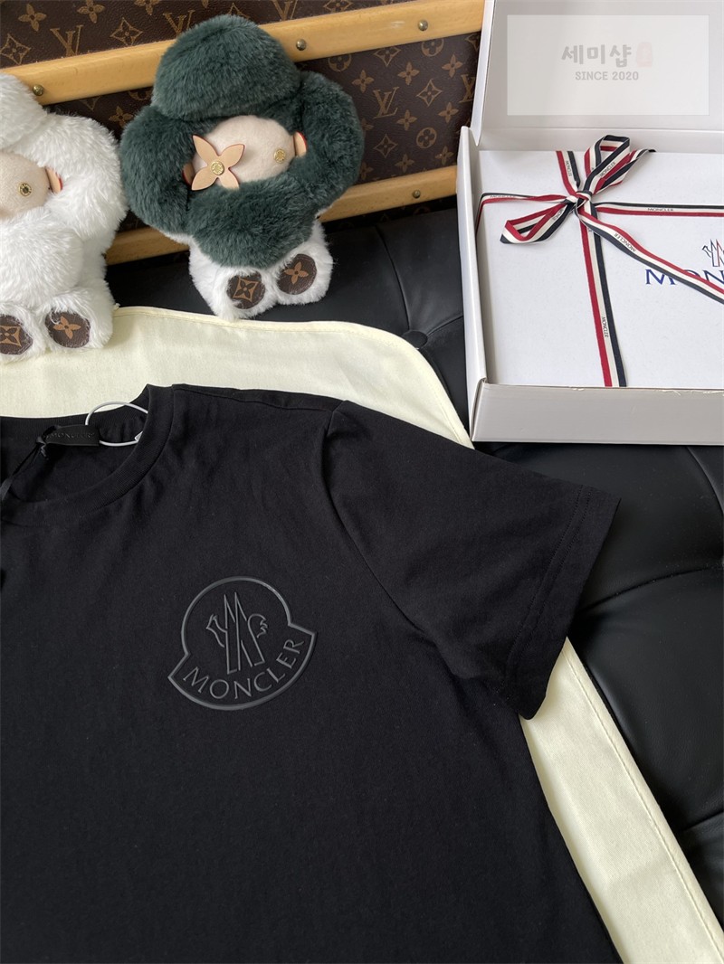 Moncler 몽클레어 3D 로고 코튼 티셔츠 블랙 의류 16번 이미지