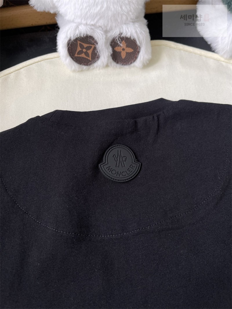 Moncler 몽클레어 3D 로고 코튼 티셔츠 블랙 의류 21번 이미지