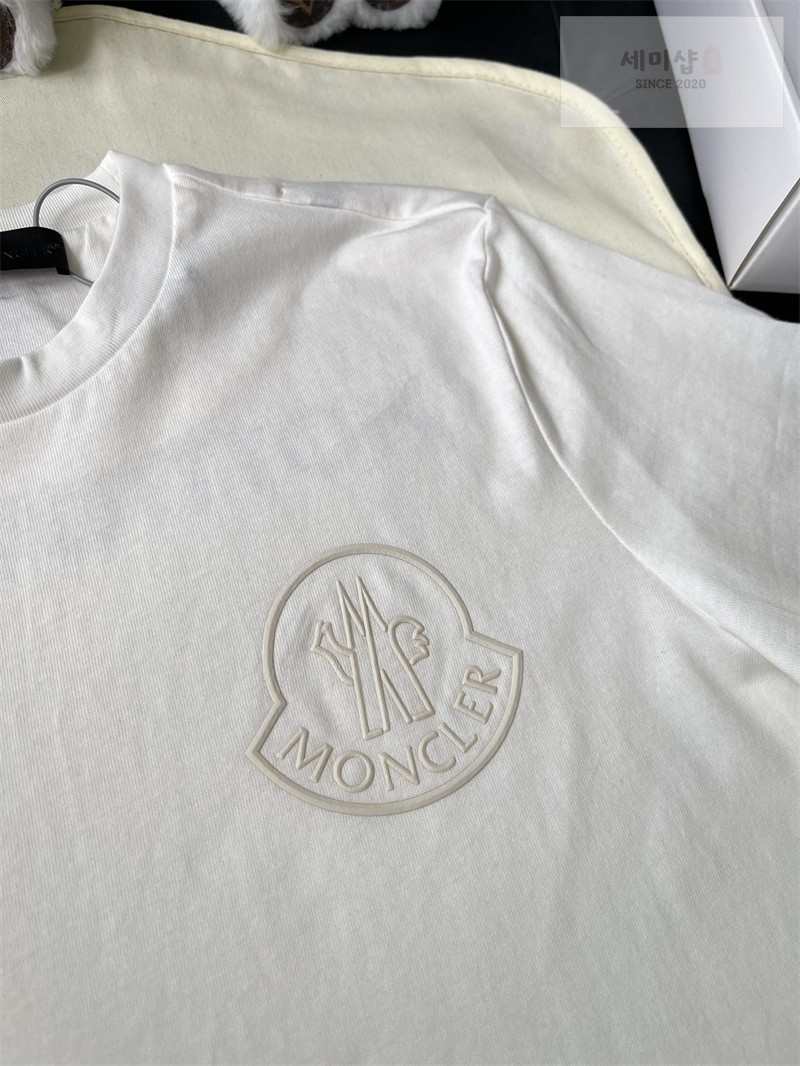 Moncler 몽클레어 3D 로고 코튼 티셔츠 블랙 의류 27번 이미지