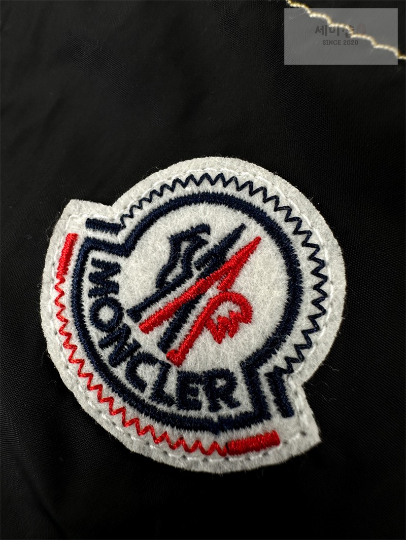 Moncler 몽클레어 Ansiei 안세이 질레 베스트 의류 9번 이미지