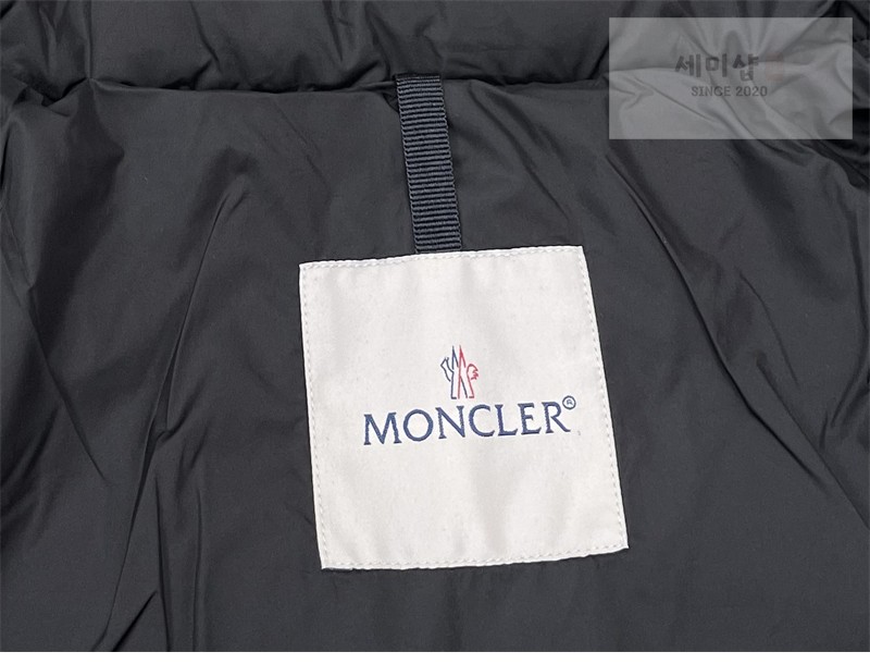 Moncler 몽클레어 Arneb 아르네브 후드 숏 다운 자켓 블랙 의류 20번 이미지