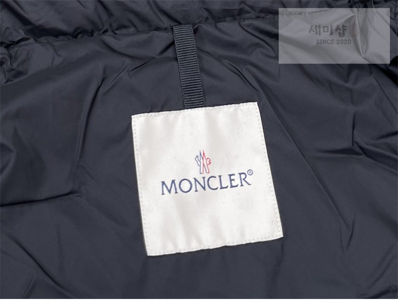 Moncler 몽클레어 Arneb 아르네브 후드 숏 다운 자켓 블랙 의류 34번 이미지