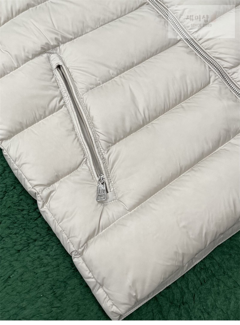 Moncler 몽클레어 Arneb 아르네브 후드 숏 다운 자켓 블랙 의류 42번 이미지