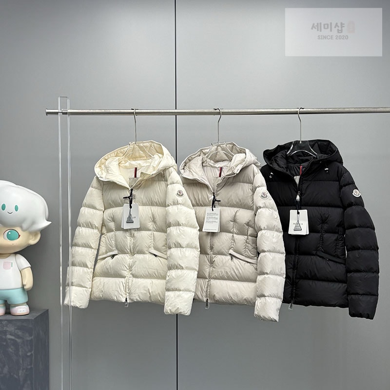 Moncler 몽클레어 Avoce 아보체 숏 다운 패딩 자켓 레플리카 23번 이미지 - 의류 | 세미샵 레플리카 사이트