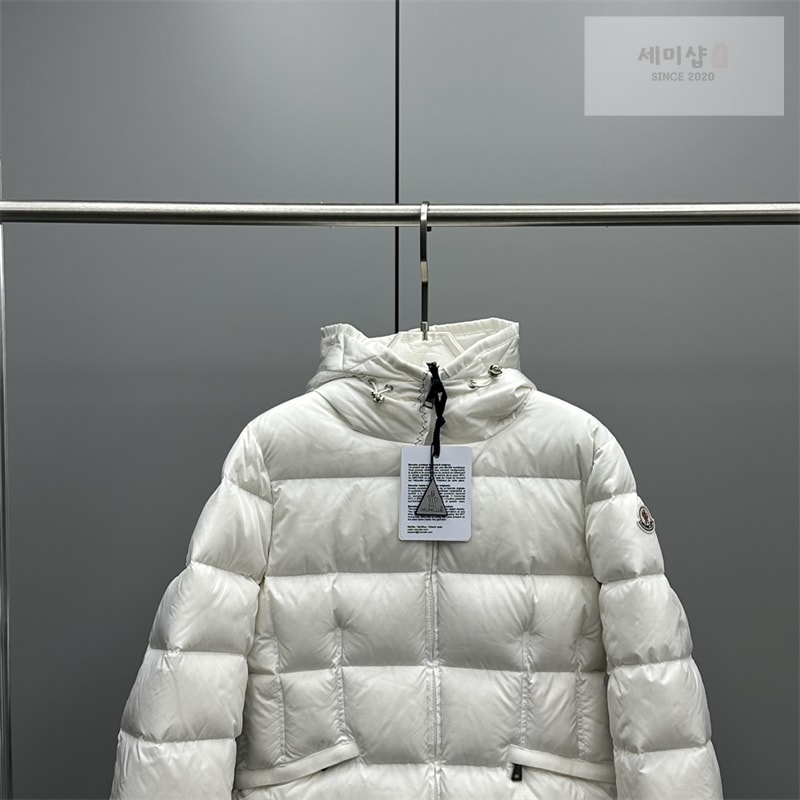Moncler 몽클레어 Avoce 아보체 숏 다운 패딩 자켓 레플리카 11번 이미지 - 의류 | 세미샵 레플리카 사이트