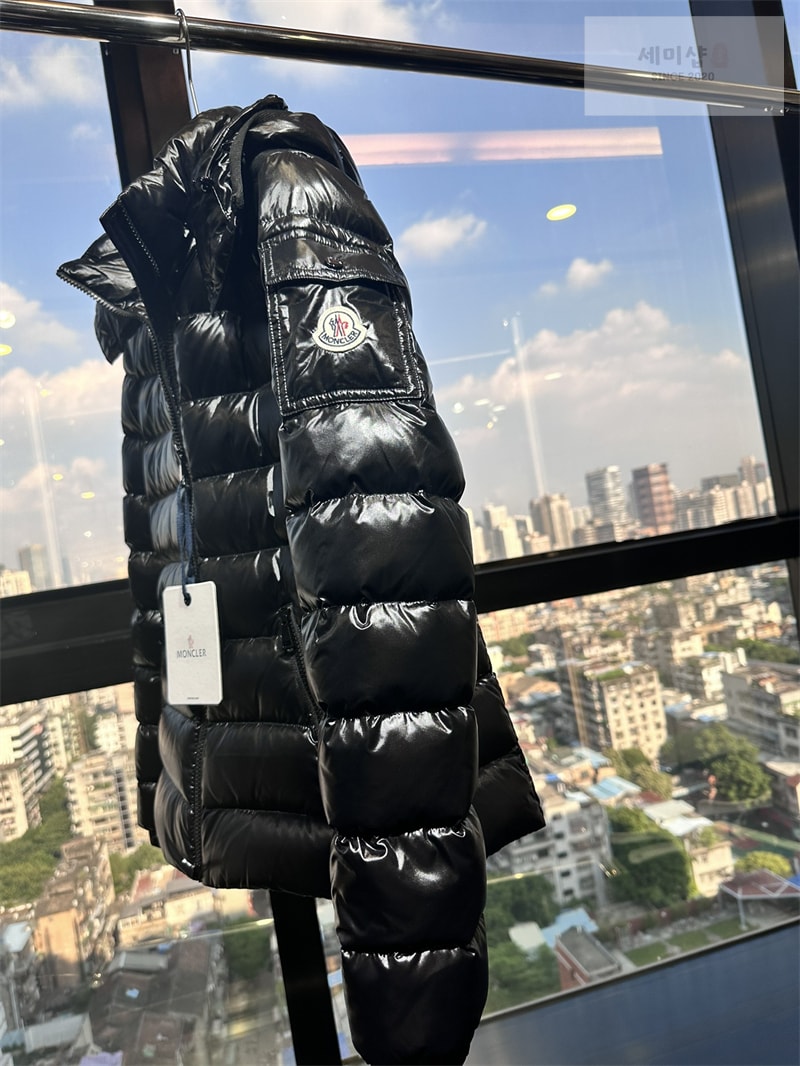 몽클레어 몽클레어 Bady 바디 숏 다운 패딩 자켓 의류 8번 이미지