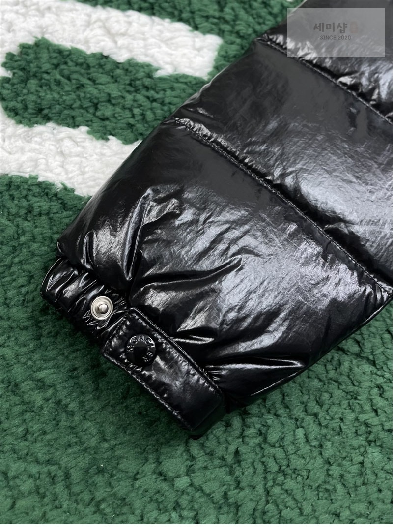 Moncler 몽클레어 Barante 바란테 후드 숏 다운 패딩 자켓 핑크 의류 10번 이미지