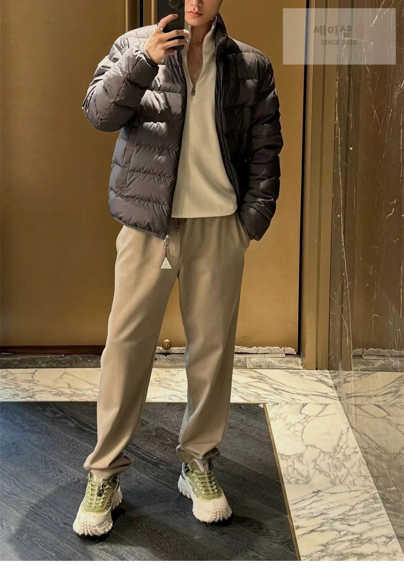 Moncler 몽클레어 Baudinet 보디넷 숏 다운 패딩 자켓 블랙 의류 7번 이미지