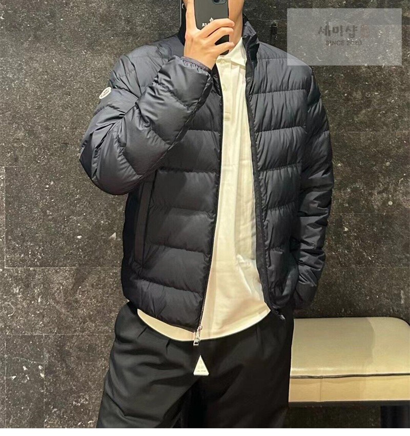 Moncler 몽클레어 Baudinet 보디넷 숏 다운 패딩 자켓 블랙 의류 10번 이미지