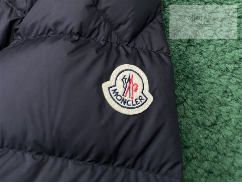 Moncler 몽클레어 Baudinet 보디넷 숏 다운 패딩 자켓 블랙 의류 28번 이미지