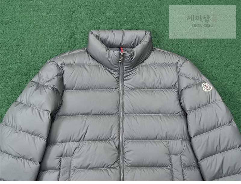 Moncler 몽클레어 Baudinet 보디넷 숏 다운 패딩 자켓 블랙 의류 37번 이미지
