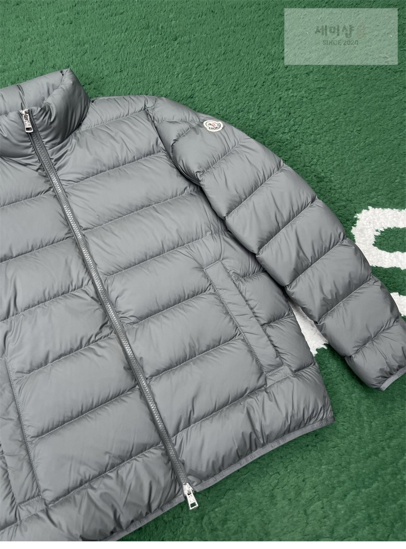 Moncler 몽클레어 Baudinet 보디넷 숏 다운 패딩 자켓 블랙 의류 38번 이미지