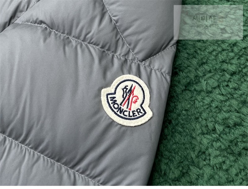 Moncler 몽클레어 Baudinet 보디넷 숏 다운 패딩 자켓 블랙 의류 39번 이미지
