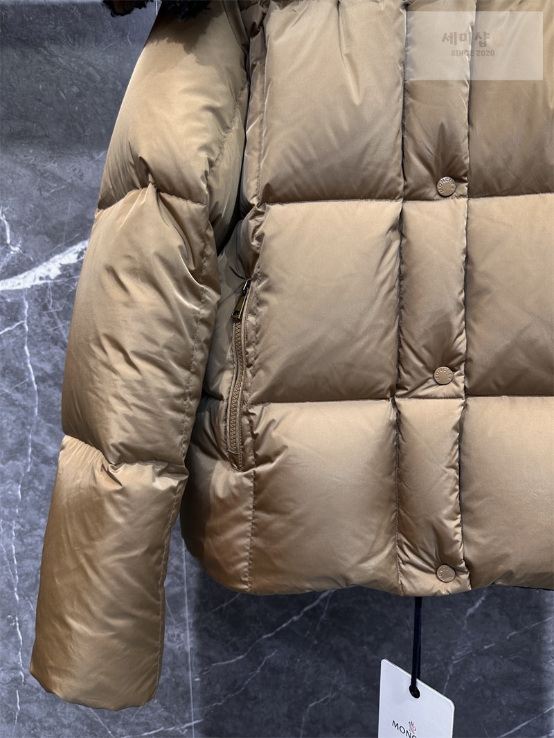 Moncler 몽클레어 Castelnou 카스텔노우 스퀘어 퀼팅 후드 숏 다운 패딩 자켓 브라운 의류 7번 이미지