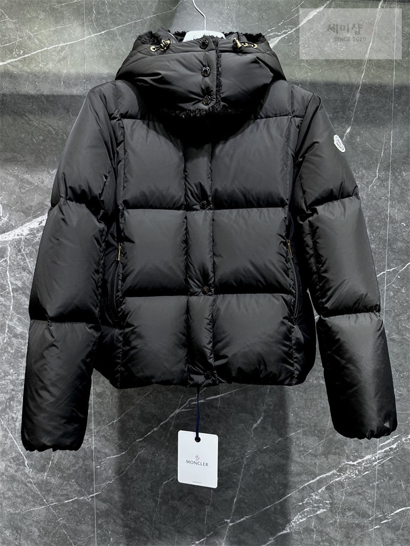 Moncler 몽클레어 Castelnou 카스텔노우 스퀘어 퀼팅 후드 숏 다운 패딩 자켓 브라운 의류 14번 이미지