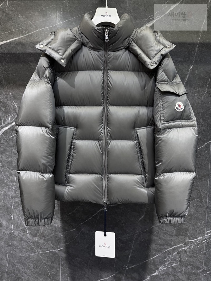 Moncler 몽클레어 Couyere 쿠예르 후드 숏 다운 패딩 자켓 레플리카 13번 이미지 - 의류 | 세미샵 레플리카 사이트