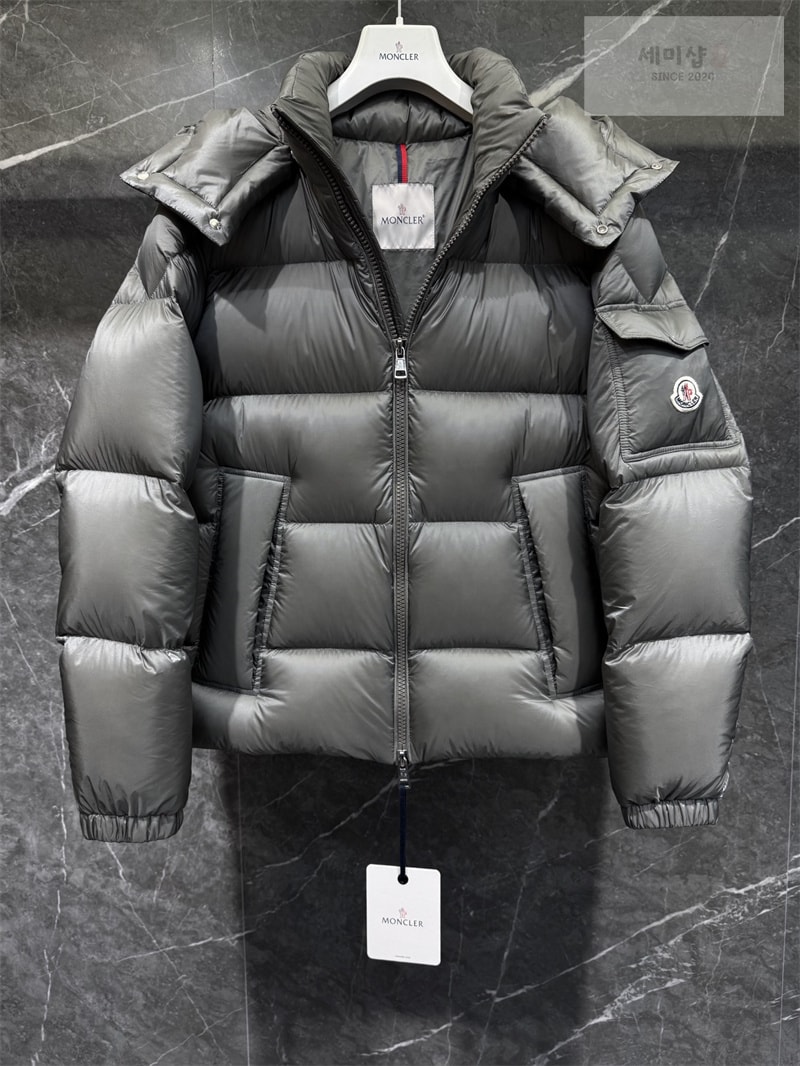 Moncler 몽클레어 Couyere 쿠예르 후드 숏 다운 패딩 자켓 레플리카 18번 이미지 - 의류 | 세미샵 레플리카 사이트