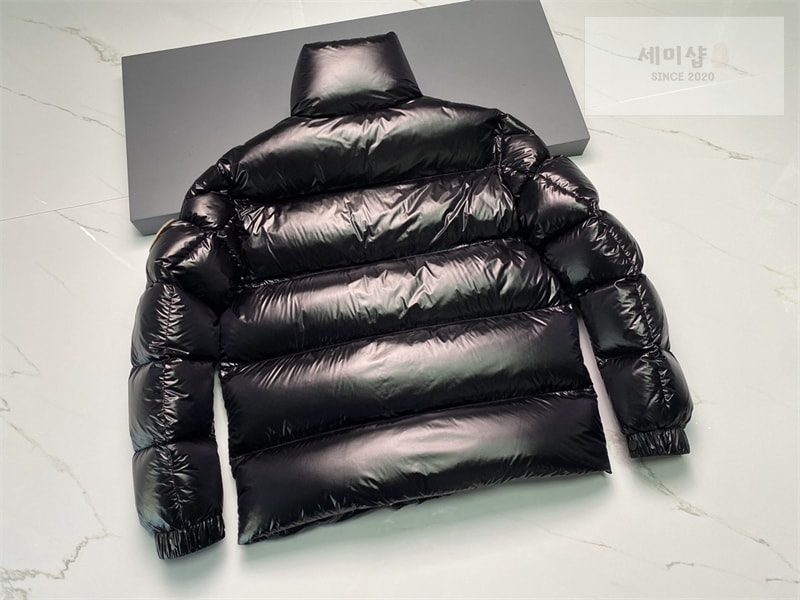 Moncler 몽클레어 Dervox 데복스 다운 패딩 자켓 의류 22번 이미지