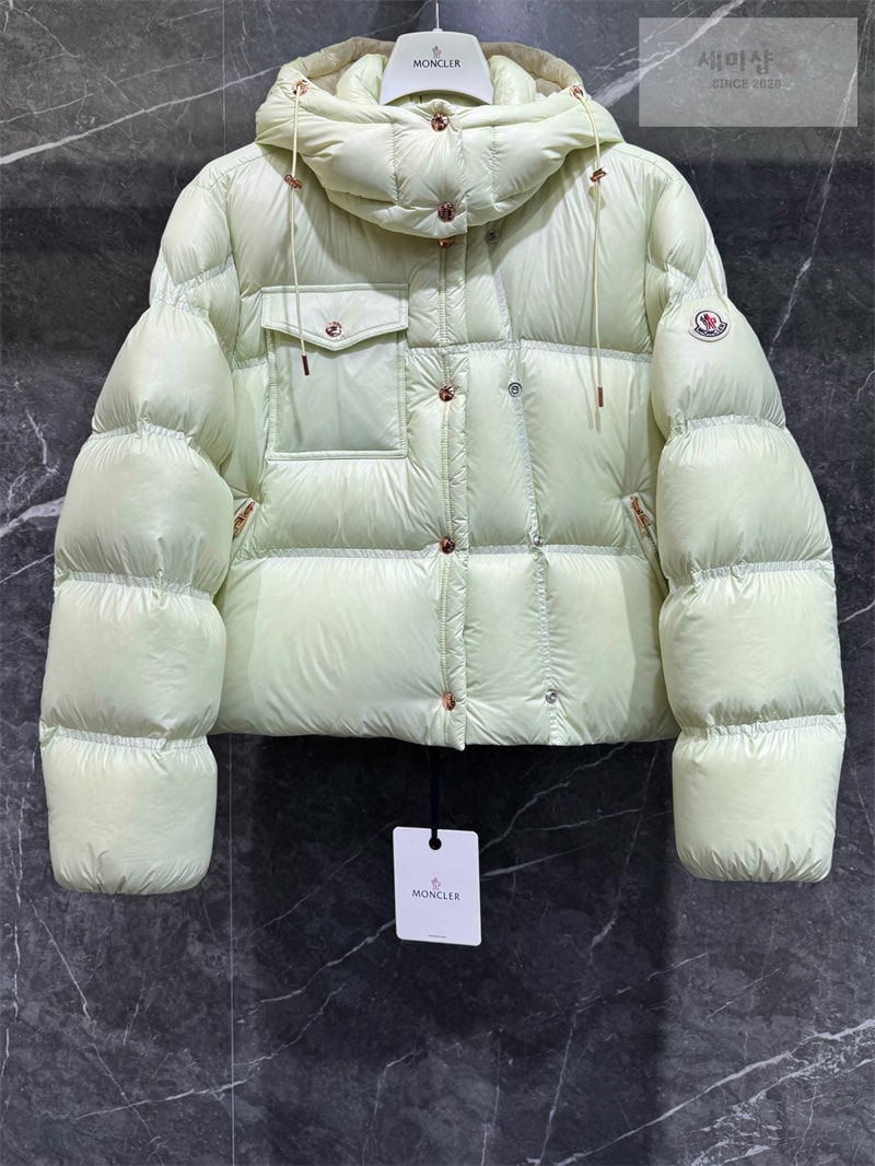 Moncler 몽클레어 Erea 에레아 퀼팅 숏 다운 패딩 자켓 그린 의류 2번 이미지