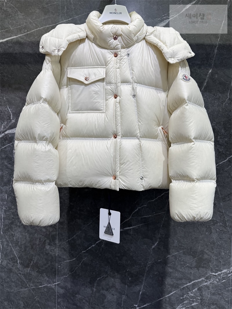 Moncler 몽클레어 Erea 에레아 퀼팅 숏 다운 패딩 자켓 그린 의류 10번 이미지