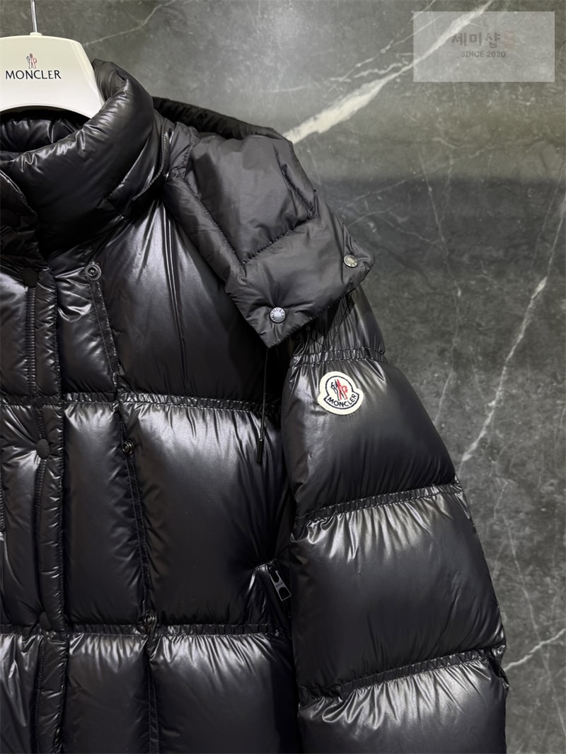 Moncler 몽클레어 Erea 에레아 퀼팅 숏 다운 패딩 자켓 그린 의류 18번 이미지