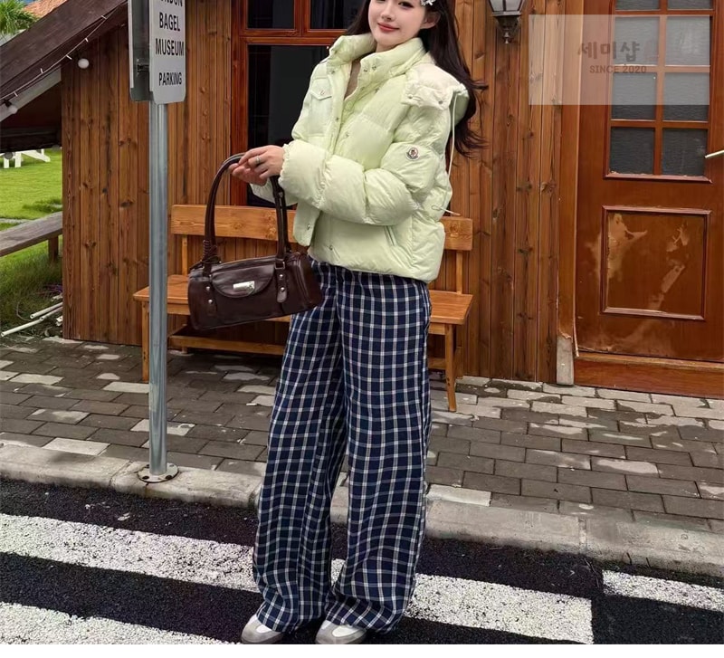 Moncler 몽클레어 Erea 에레아 퀼팅 숏 다운 패딩 자켓 블랙 의류 15번 이미지