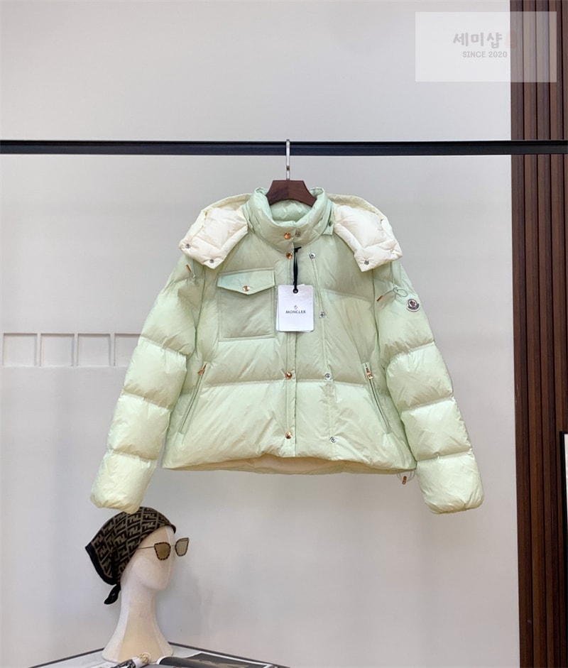 Moncler 몽클레어 Erea 에레아 퀼팅 숏 다운 패딩 자켓 블랙 의류 7번 이미지