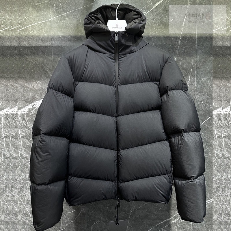 Moncler 몽클레어 Forez 포레즈 후드 숏 다운 자켓 의류 1번 이미지