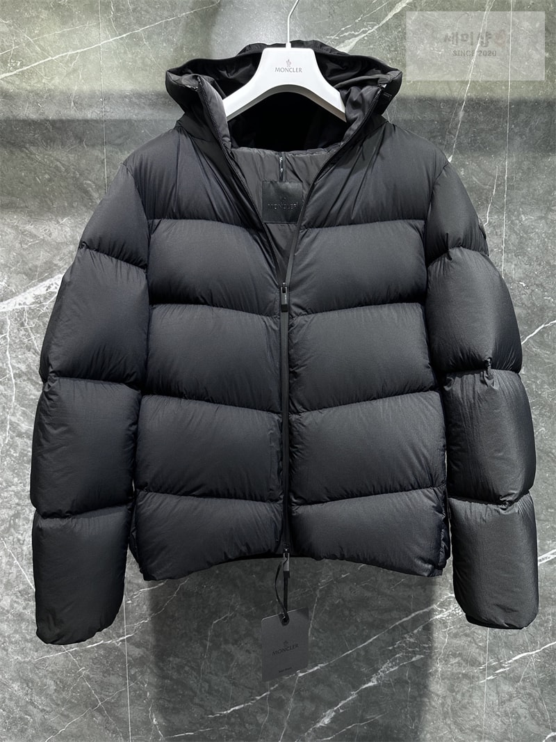 Moncler 몽클레어 Forez 포레즈 후드 숏 다운 자켓 의류 13번 이미지