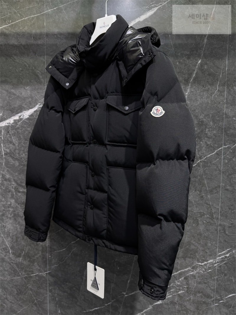 Moncler 몽클레어 Fornas 포르나스 숏 다운 패딩 자켓 의류 2번 이미지