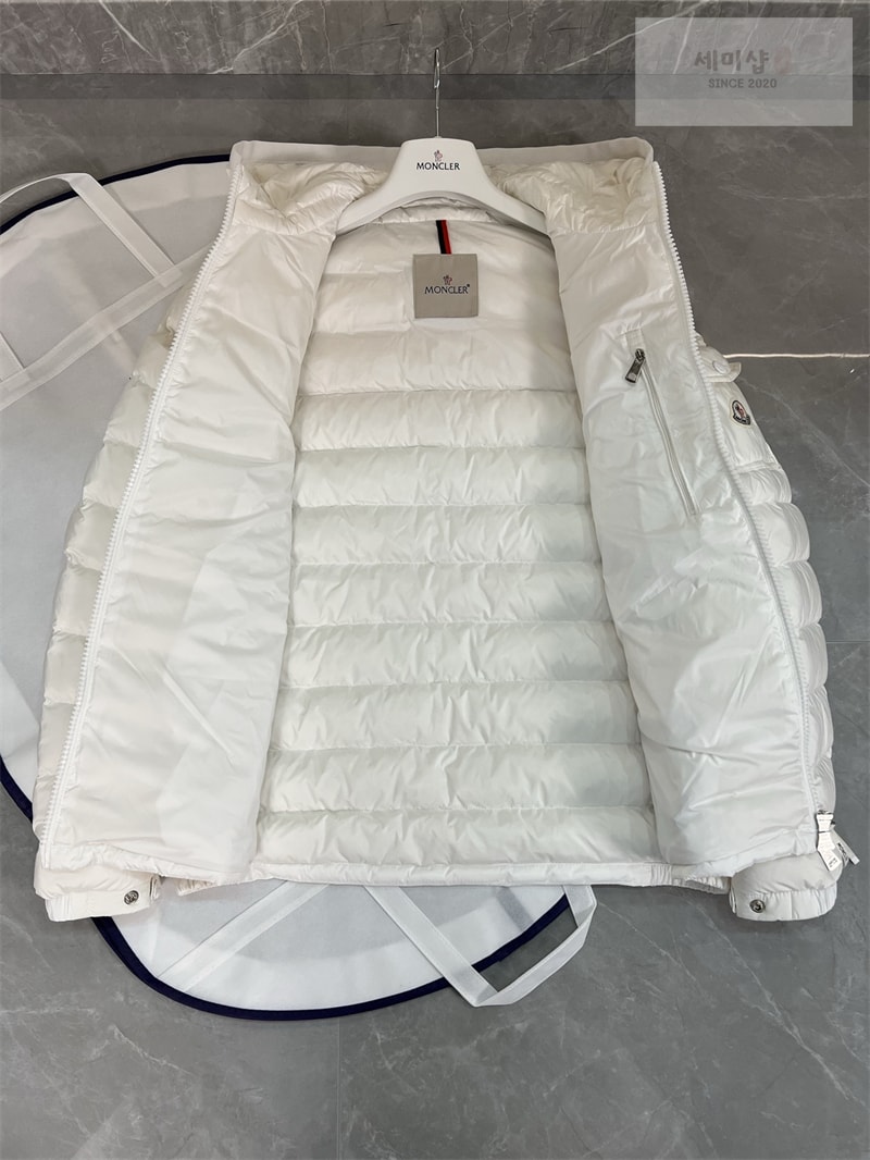 Moncler 몽클레어 Galion 갈리온 숏 다운 패딩 자켓 레플리카 17번 이미지 - 의류 | 세미샵 레플리카 사이트