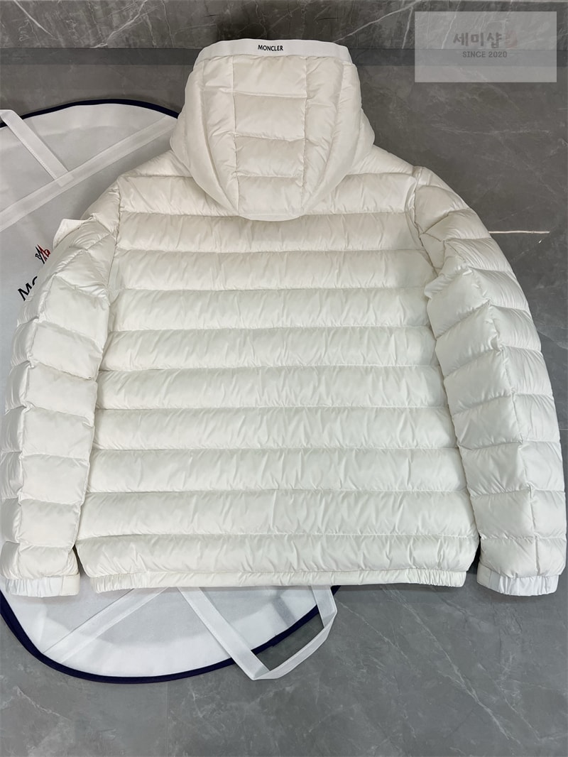 Moncler 몽클레어 Galion 갈리온 숏 다운 패딩 자켓 레플리카 5번 이미지 - 의류 | 세미샵 레플리카 사이트