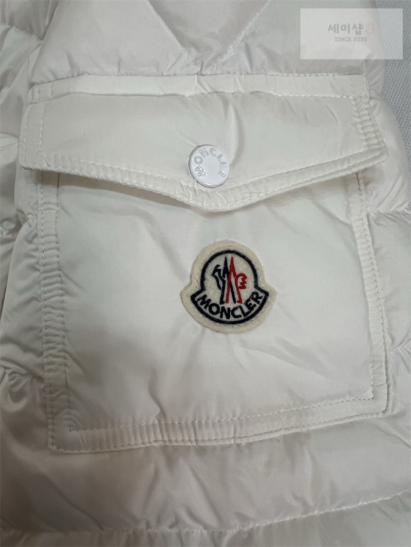 Moncler 몽클레어 Galion 갈리온 숏 다운 패딩 자켓 레플리카 6번 이미지 - 의류 | 세미샵 레플리카 사이트