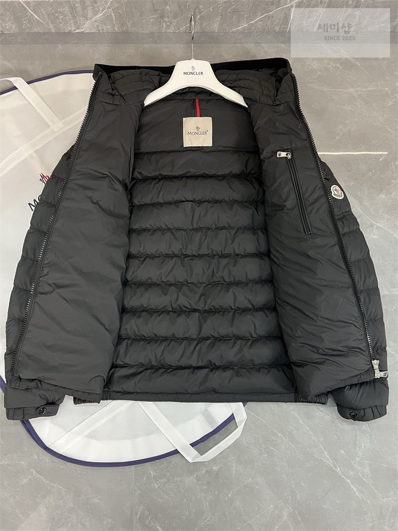 Moncler 몽클레어 Galion 갈리온 숏 다운 패딩 자켓 레플리카 12번 이미지 - 의류 | 세미샵 레플리카 사이트