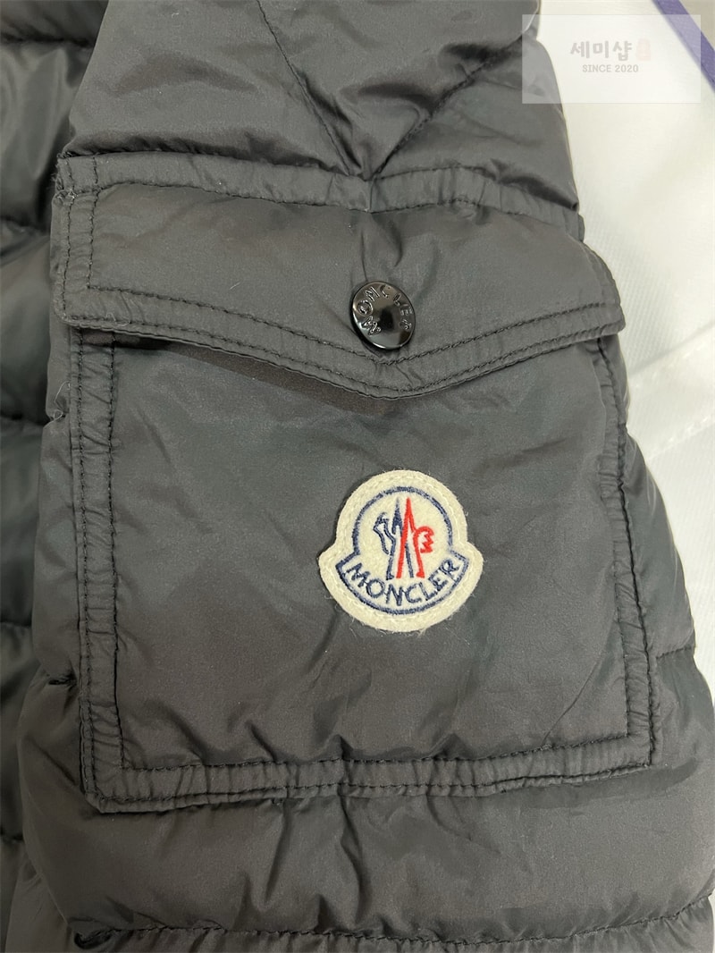 Moncler 몽클레어 Galion 갈리온 숏 다운 패딩 자켓 레플리카 13번 이미지 - 의류 | 세미샵 레플리카 사이트