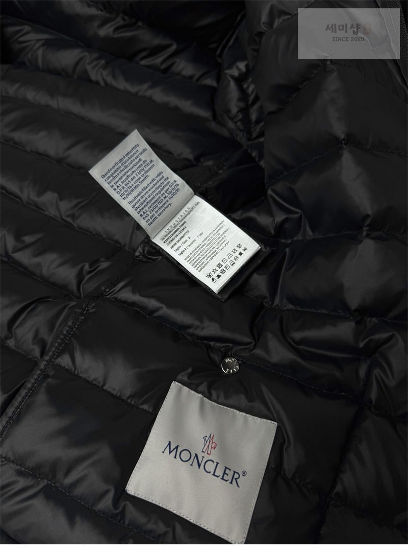 Moncler 몽클레어 Hade 히데 후드 숏 다운 패딩 블랙 의류 11번 이미지