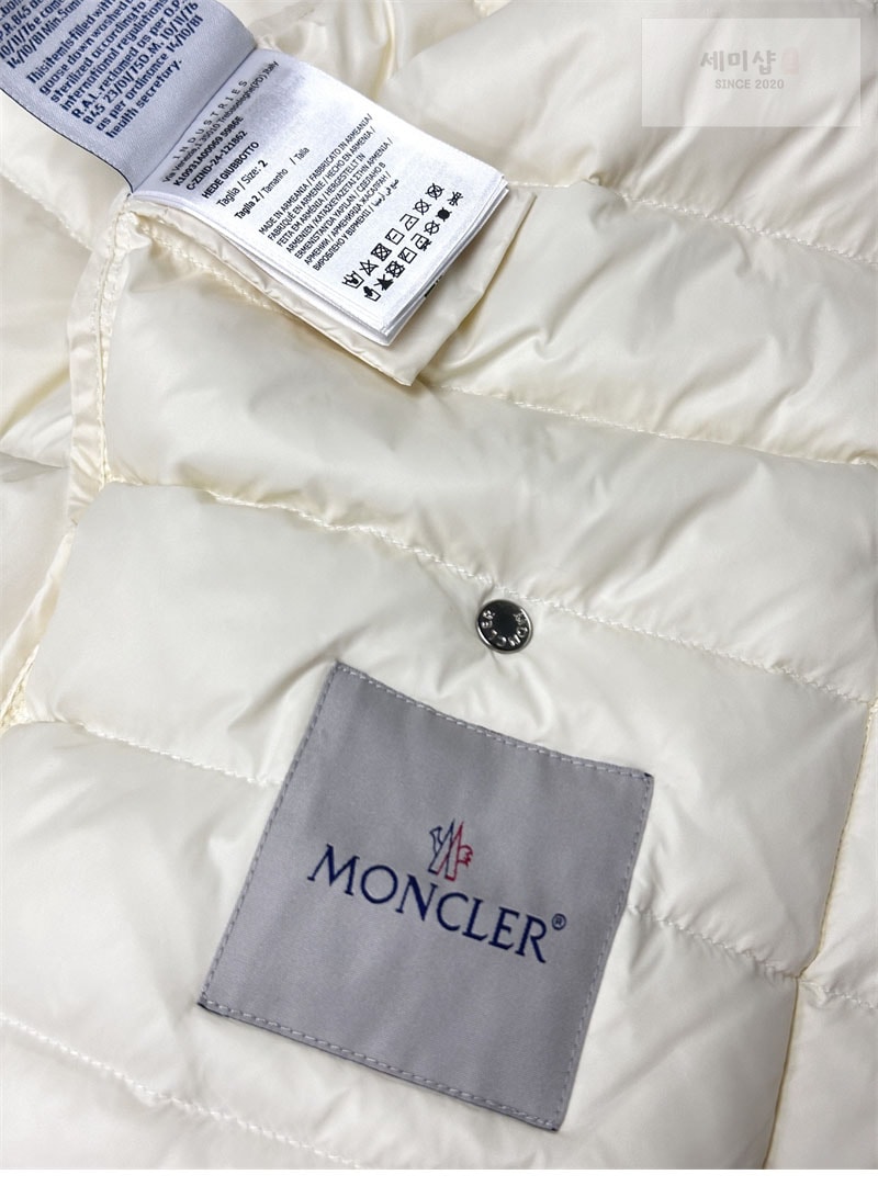 Moncler 몽클레어 Hade 히데 후드 숏 다운 패딩 블랙 의류 17번 이미지