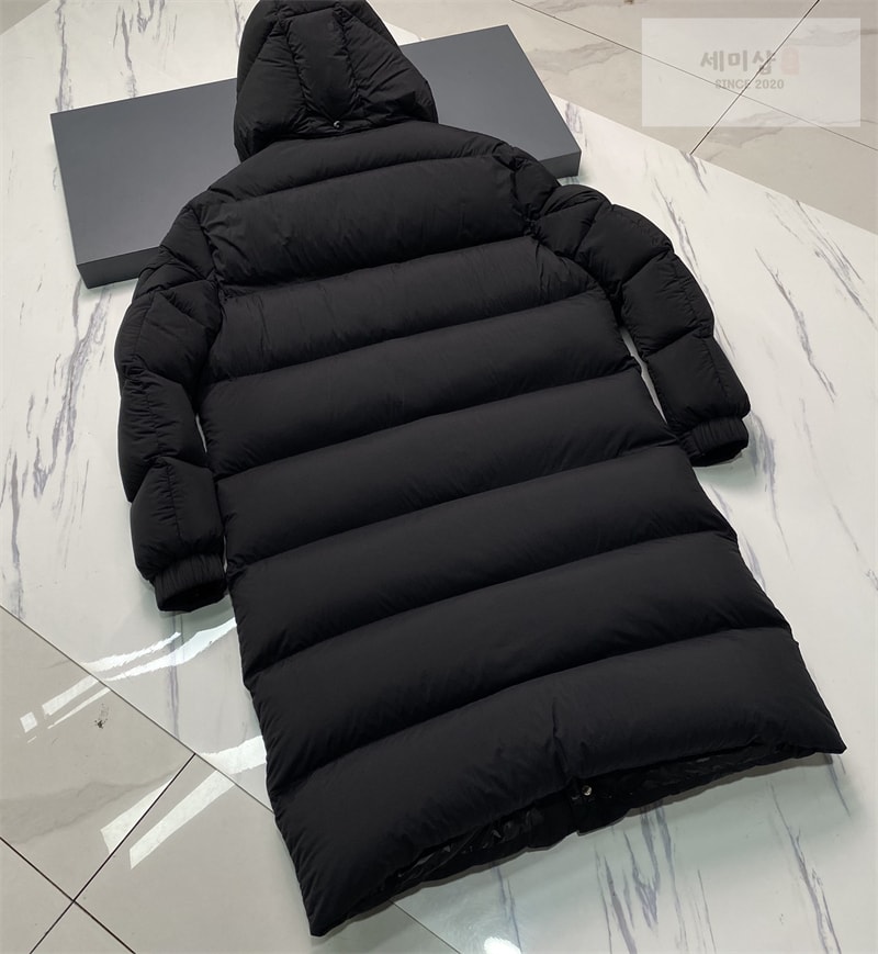 Moncler 몽클레어 Hanoverian 하노베리안 롱 다운 패딩 자켓 레플리카 14번 이미지 - 의류 | 세미샵 레플리카 사이트