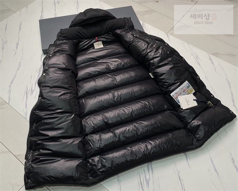 Moncler 몽클레어 Hanoverian 하노베리안 롱 다운 패딩 자켓 레플리카 18번 이미지 - 의류 | 세미샵 레플리카 사이트